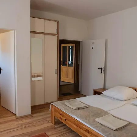 Guest house Anna Vendeghaz 2*