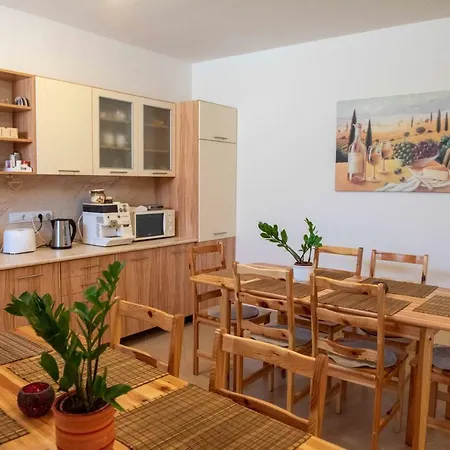 Anna Vendeghaz Guest house